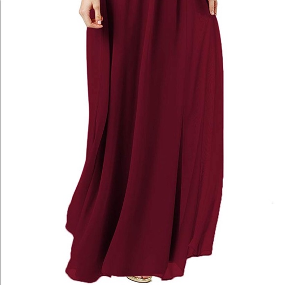 Burgundy lace cap dress - Picture 2 of 2